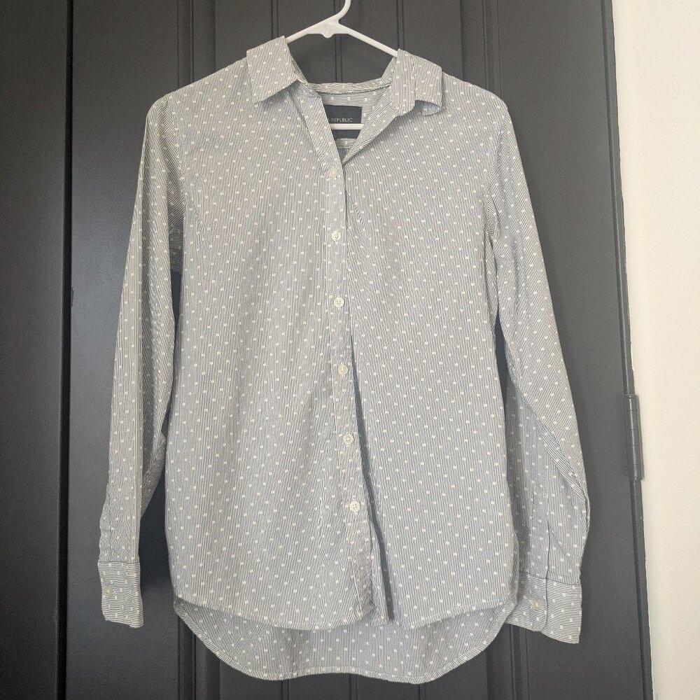 Banana Republic Women's Soft Wash Long Sleeve Button Down Shirt, Size S